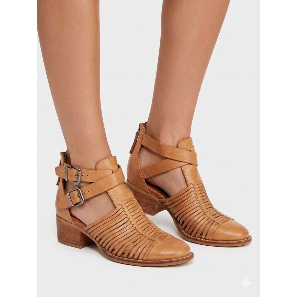 Jeffrey Campbell Brown Tan Leather Strappy Fisherman Sandals 6